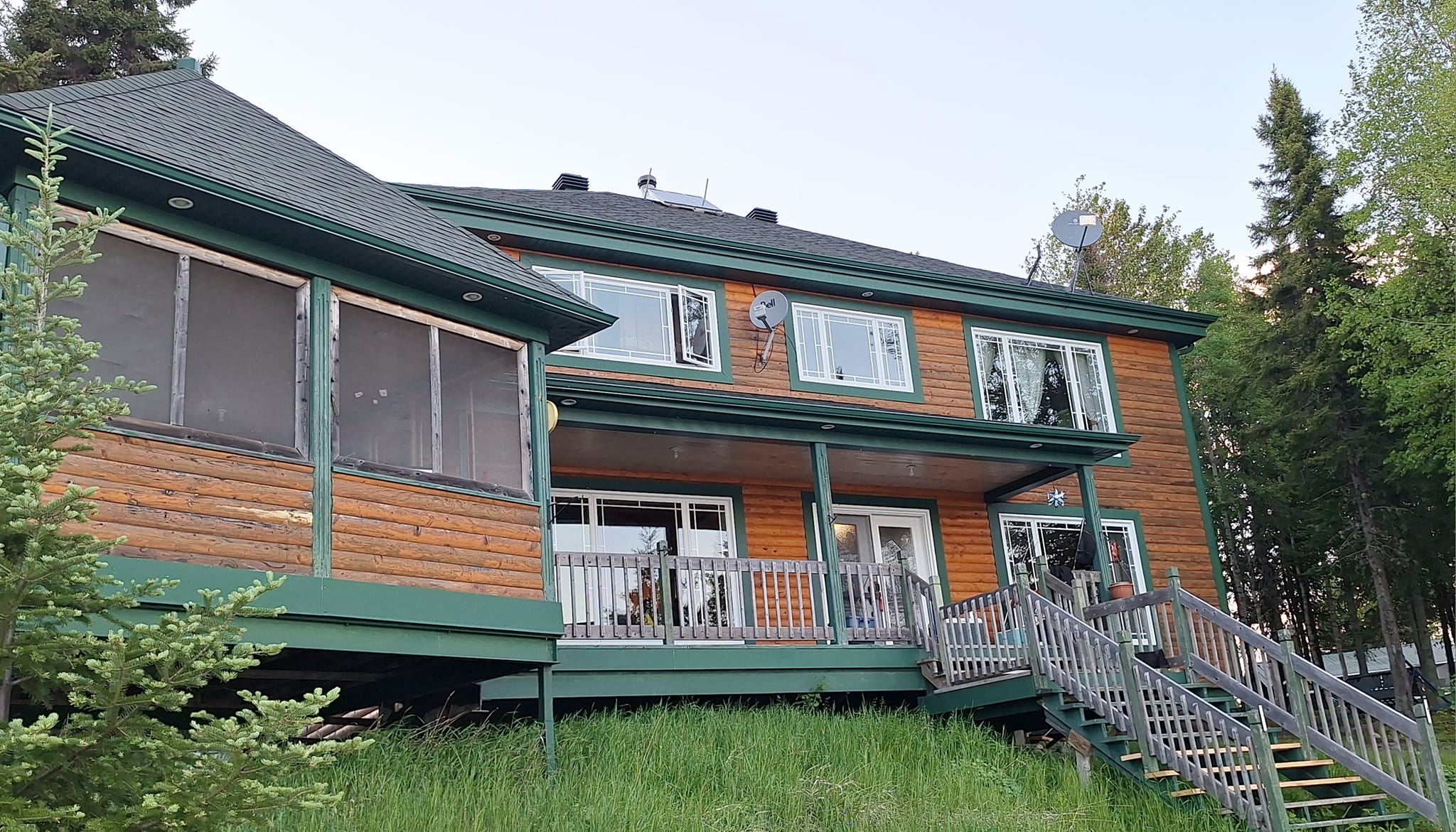 Pourvoirie Mistawak - Pavillon tout confort pouvant accueillir jusqu’à 14 personnes.